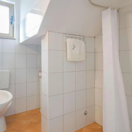Dorijana, A Beachfront Home, Pets Welcome! Holiday home