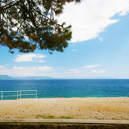 Dorijana, A Beachfront Semesterbostad